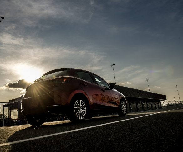 ทดลองขับ New Mazda 2  บนแทร็กสนามแข่งรถระดับโลก สนามช้างอินเตอร์เนชั่นแนล เซอร์กิต จ.บุรีรัมย์