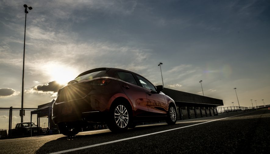 ทดลองขับ New Mazda 2  บนแทร็กสนามแข่งรถระดับโลก สนามช้างอินเตอร์เนชั่นแนล เซอร์กิต จ.บุรีรัมย์