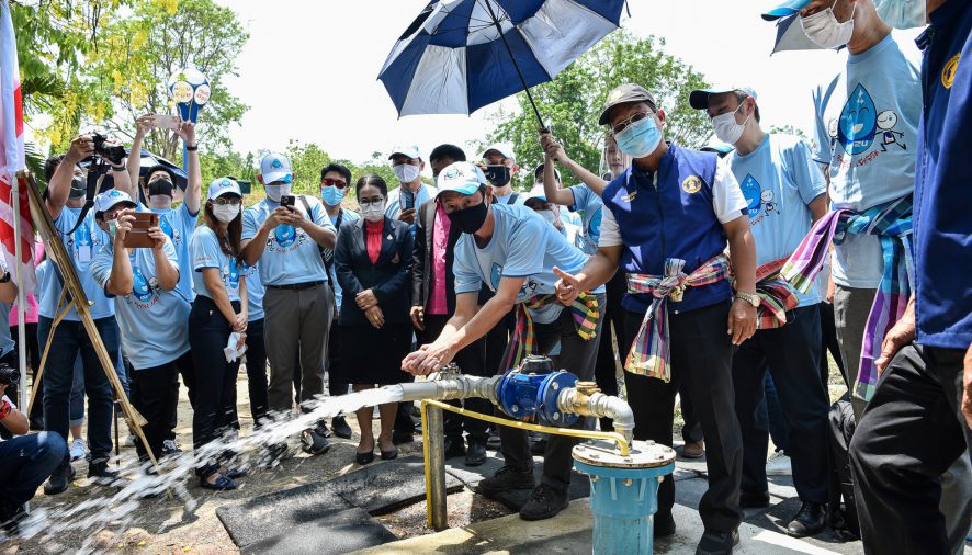 อีซูซุเดินหน้าโครงการ “อีซูซุให้น้ำ…เพื่อชีวิต” ปีที่ 9 สู่จังหวัดชลบุรี