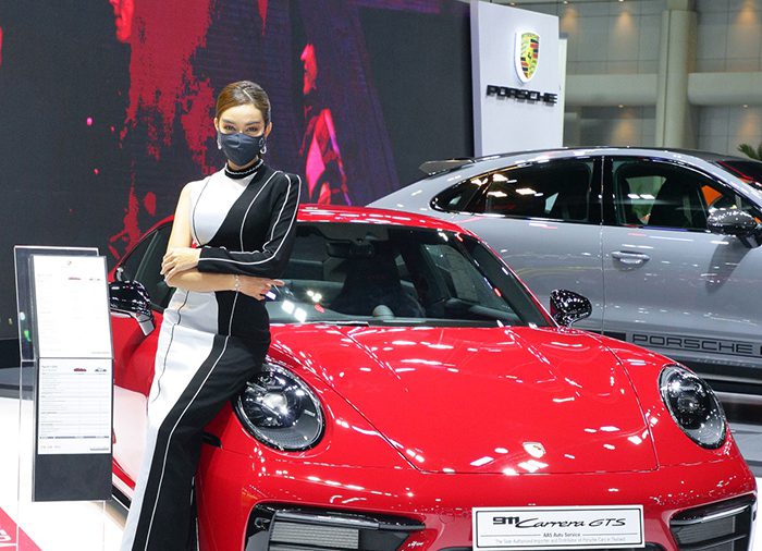 สร้างปรากฏการณ์แฟชั่นใหม่ดีไซน์เก๋รักษ์โลกจากปอร์เช่ “Porsche Presenter Costume Design Contest 2021”
