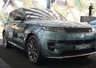 Jaguar Land Rover เตรียมอัดงบ 1.5 หมื่นล้านปอนด์ ในอีก 5 ปีข้างหน้า