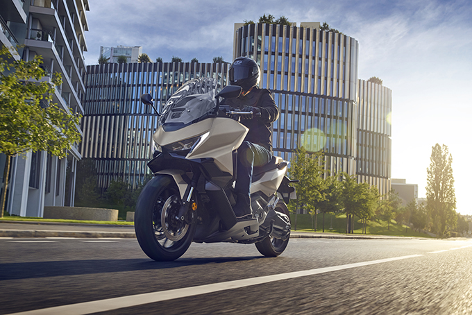ฮอนด้าบิ๊กไบค์ พลิกประสบการณ์ขับขี่! เผยโฉม Honda DCT เวอร์ชันอัปเกรดล่าสุดใน 750 Series