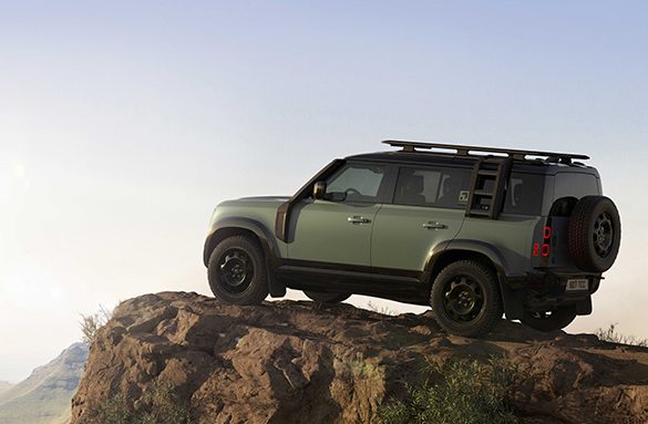 แลนด์โรเวอร์เปิดตัว Defender 110 Trophy Edition