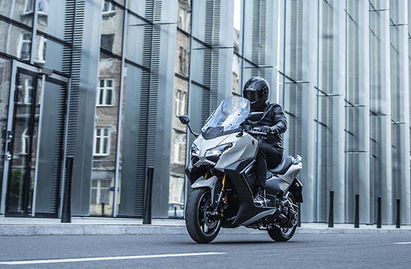 “New YAMAHA TMAX 2025”