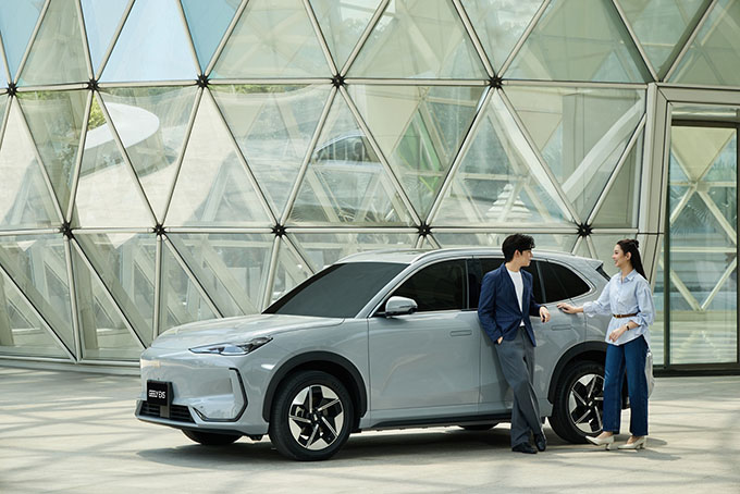 GEELY เดินหน้าขยายเครือข่ายโชว์รูม ตั้งเป้าครบ 30 แห่ง