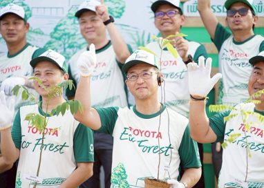 โตโยต้าเดินหน้ากิจกรรม “รวมพลังปลูกป่า โตโยต้าเดินหน้ากิจกรรม “รวมพลังปลูกป่า