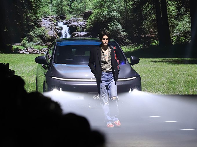 เอ็กซ์เผิง ประเทศไทย สร้างปรากฏการณ์ ‘Technology x Fashion’