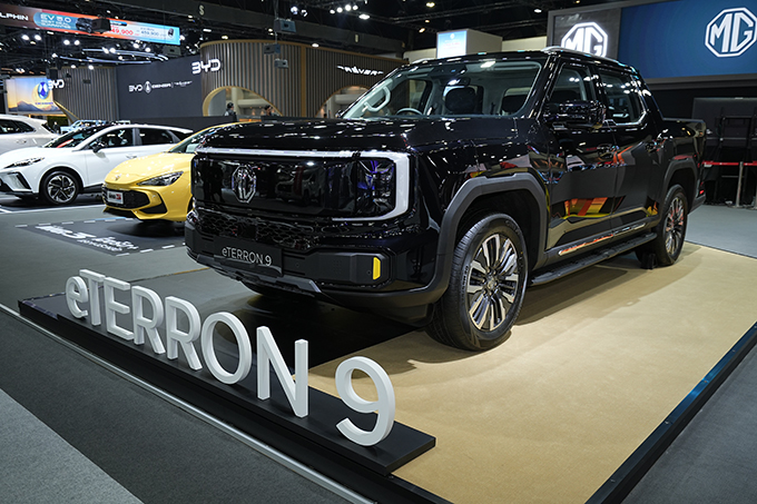 เอ็มจี เผยโฉม NEW MG IM5 และ NEW MG ETERRON 9 ครั้งแรกในประเทศไทย