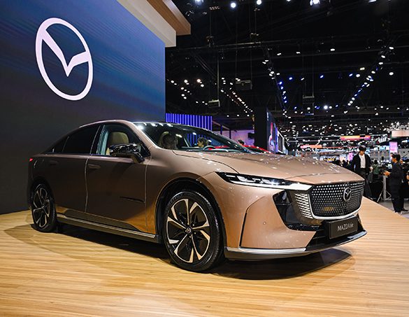 มาสด้าพร้อมก้าวสู่ยุคใหม่กับรถไฟฟ้า THE ALL-ELECTRIC MAZDA6e