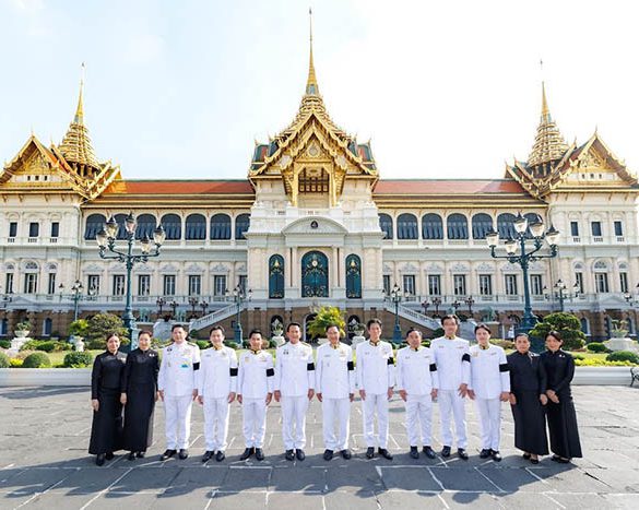 บริษัท โตโยต้า มอเตอร์ คอร์ปอเรชั่น ประเทศญี่ปุ่น น้อมถวายพวงมาลา