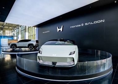 ครั้งแรกในไทย! ฮอนด้า โชว์ไฮไลต์ Honda 0 α  เอสยูวีไฟฟ้าต้นแบบรุ่นล่าสุดในไลน์อัป Honda 0 Series พร้อมด้วย Honda 0 SALOON
