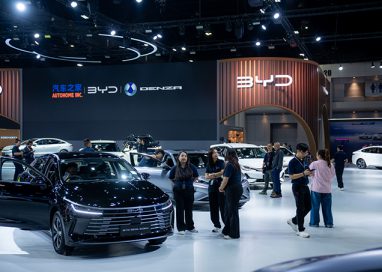 บีวายดี ประเทศไทย จับมือ เรเว่ ออโตโมทีฟ สร้างประวัติศาสตร์ครั้งใหม่ของวงการยานยนต์ ครั้งแรกของโลก!