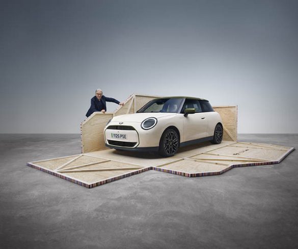 มินิ ประเทศไทย ผสมผสานสองตำนานแห่งดีไซน์สัญชาติอังกฤษ