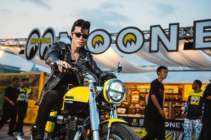 ฮอนด้าบิ๊กไบค์ ร่วมฉลอง 10 ปี MOONEYES นำเสนอ