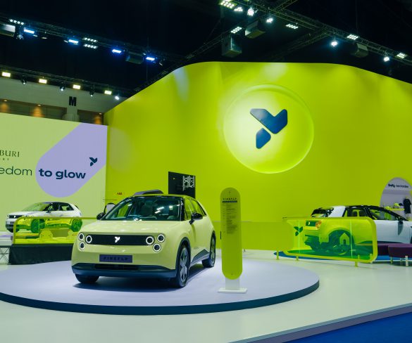 “Firefly” พรีเมียมซิตี้คาร์ไฟฟ้า 100%