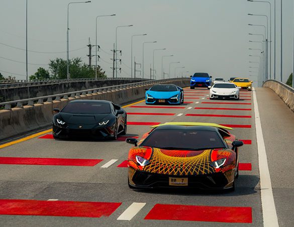 Lamborghini Club Thailand Bull Run at Ayutthaya