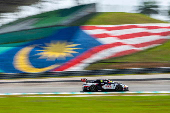 ศึกซูเปอร์คาร์ GT World Challenge Asia สนามเซปังระอุ!