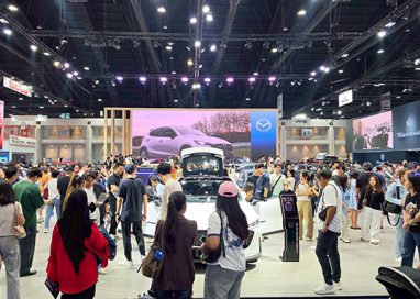 มาสด้าสุดฮ็อตจองถล่มทลายกวาดยอดงานมอเตอร์โชว์ทะลุเกือบ 4,900 คัน