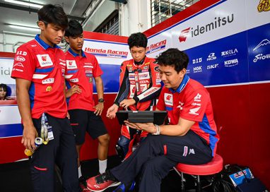 “ฮอนด้า เรซซิ่ง ไทยแลนด์” กดเวลากระหึ่มเซปัง! “มิกซ์-ธนัช” บิด CBR600RR คว้ากริดสตาร์ตที่ 2 แถวหน้าสุด