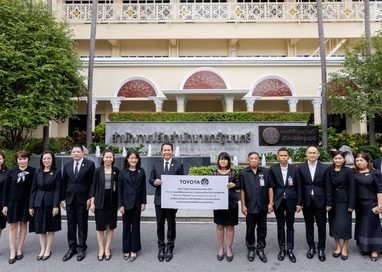 โตโยต้า ร่วมภารกิจ “จิตอาสา” สนับสนุนยานพาหนะพร้อมบุคลากร เตรียมงานพระราชพิธีพระศพ