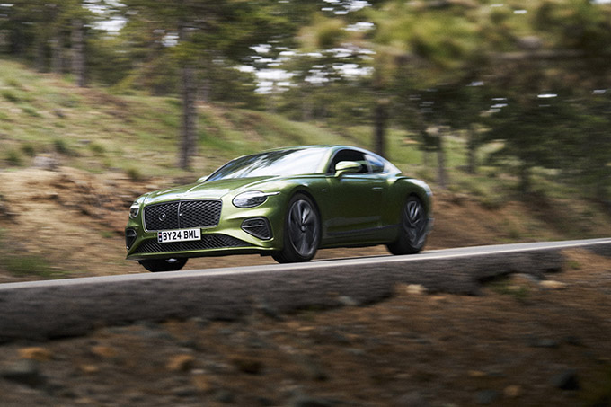 เบนท์ลีย์ มอเตอร์ส เผยเสน่ห์ ‘ทอร์คัล’ ดุดันแต่นุ่มนวล พร้อมนิยาม ‘Bentley Performance’