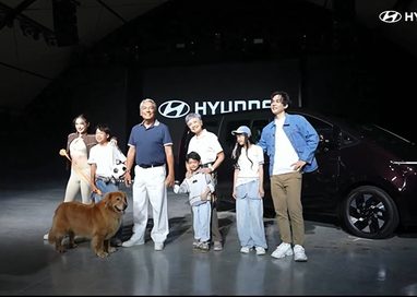 Hyundai เปลี่ยนเวทีเปิดตัว The new STARIA Hybrid ผ่านเรื่องราวของ “เดอะแบก”